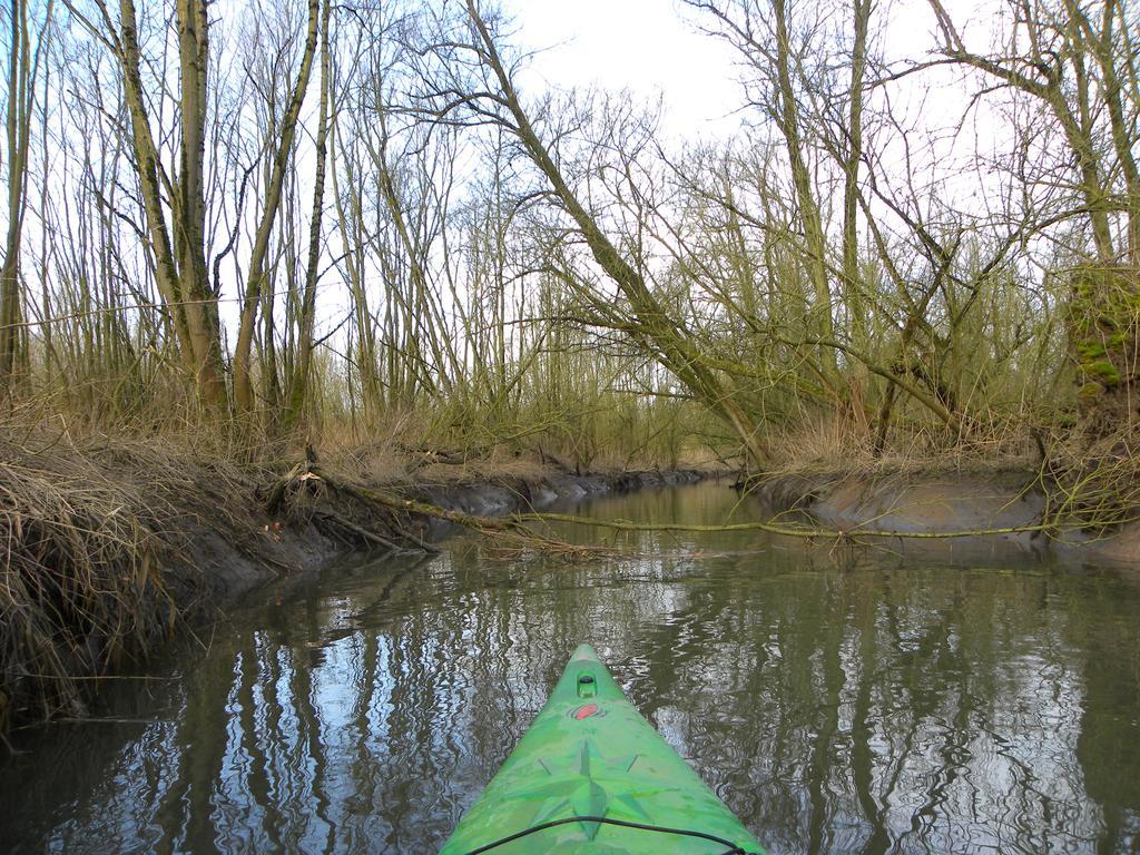 De Brabantse Biesbosch Hotel Werkendam Bagian luar foto