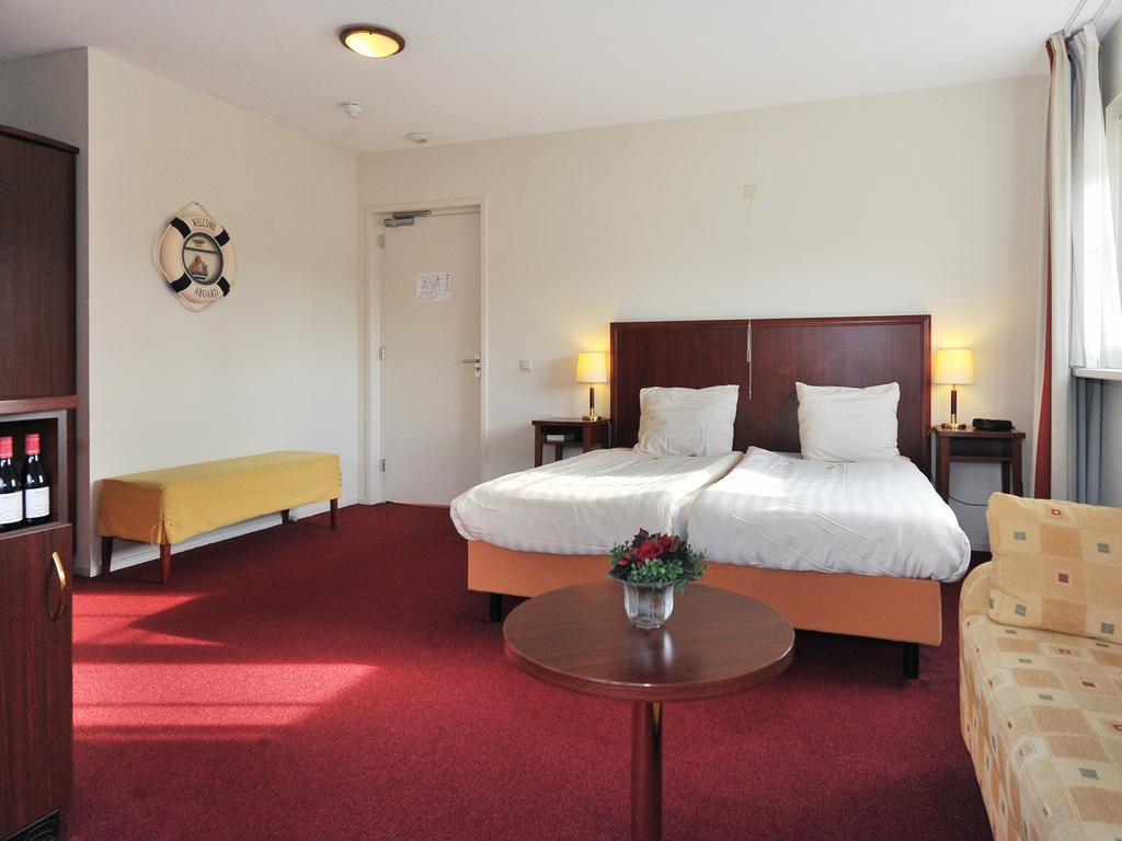 De Brabantse Biesbosch Hotel Werkendam Bagian luar foto