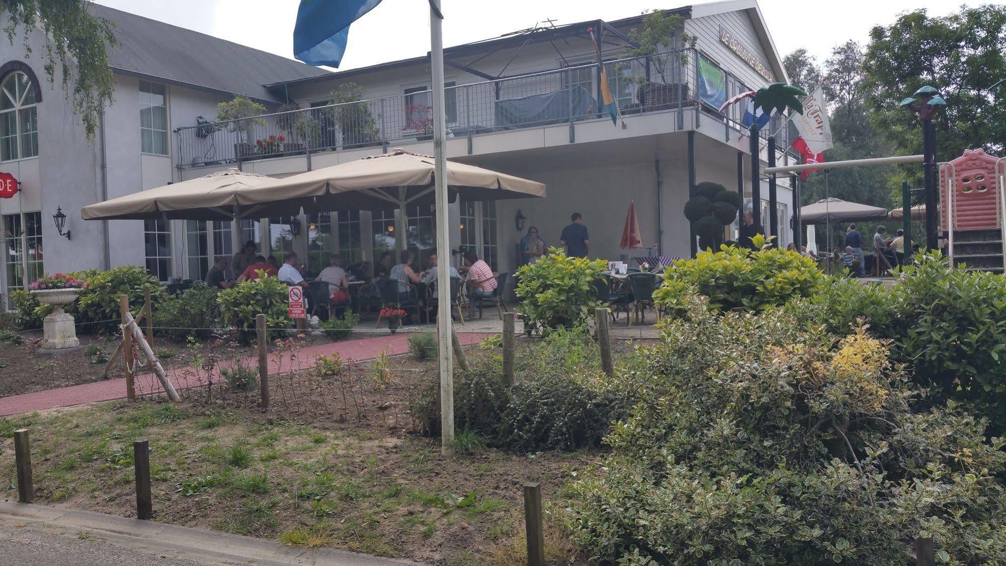 De Brabantse Biesbosch Hotel Werkendam Bagian luar foto